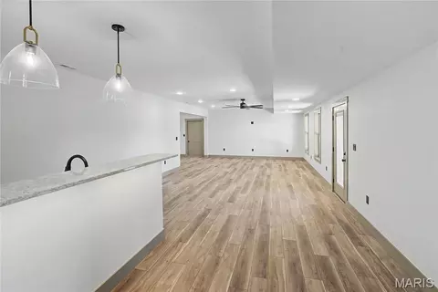 Living - 1636 Mohawk St, Jackson, MO 63755 photo 3 of 3