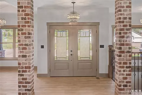 Entry Way - 1636 Mohawk St, Jackson, MO 63755 photo 1 of 10