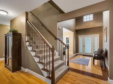 Entry Way - 652 Meramec View Dr, Eureka, MO 63025 photo 2 of 4