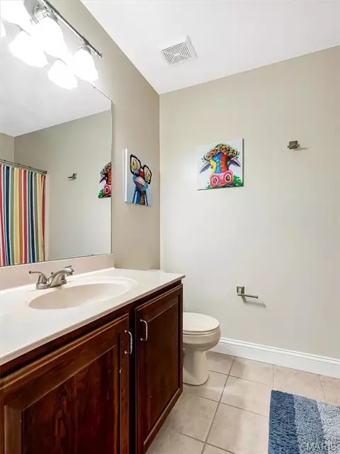 Bath - 652 Meramec View Dr, Eureka, MO 63025 photo 5 of 6