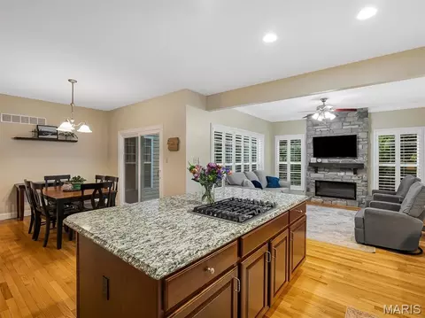 Kitchen - 652 Meramec View Dr, Eureka, MO 63025 photo 3 of 3