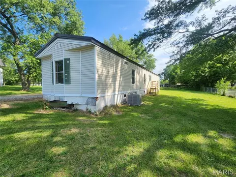 400 W Ruby St, Conway, MO 65632 photo 3