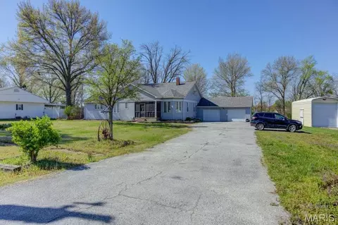 721 S Walker St, Montgomery City, MO 63361