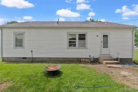 Exterior - 127 Heeb St, Chaffee, MO 63740 photo 5 of 8