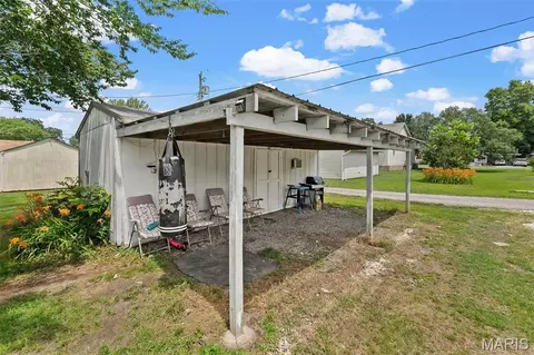 Exterior - 127 Heeb St, Chaffee, MO 63740 photo 8 of 8