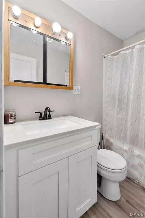 Bath - 127 Heeb St, Chaffee, MO 63740 photo 1 of 2