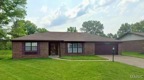 1404 Burlington Station Rd, Belleville, IL 62223