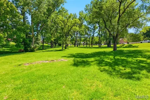 Exterior - 3129 Roger Williams Dr #A, Bridgeton, MO 63044 photo 5 of 9