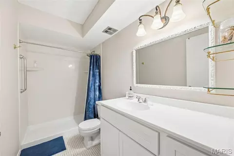 Bath - 3129 Roger Williams Dr #A, Bridgeton, MO 63044 photo 1 of 2