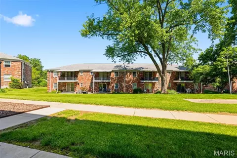 Exterior - 3129 Roger Williams Dr #A, Bridgeton, MO 63044 photo 3 of 9