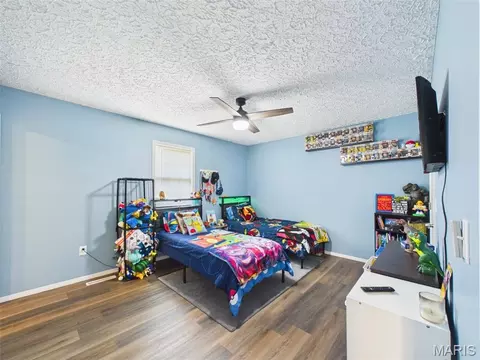 Bedroom - 15430 Top Dr, Saint Robert, MO 65584 photo 1 of 8
