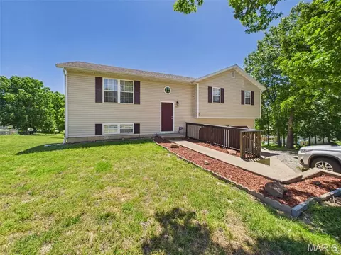 15430 Top Dr, Saint Robert, MO 65584