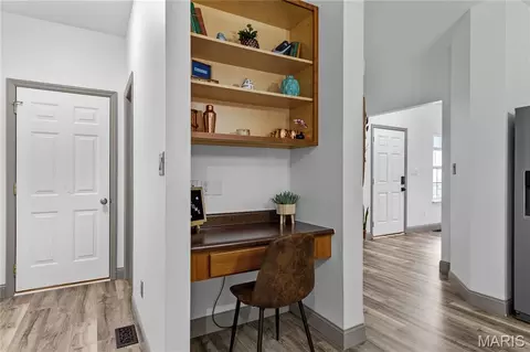 Entry Way - 526 Springhurst Pkwy, O'fallon, MO 63368 photo 1 of 2