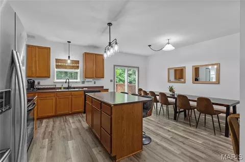Dining - 526 Springhurst Pkwy, O'fallon, MO 63368 photo 1 of 1