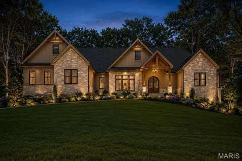 116 Lonesome Dove Way, Foristell, MO 63348