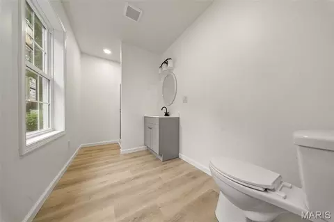 Bath - 607 E 11th St, Rolla, MO 65401 photo 2 of 2