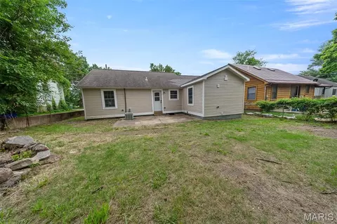 Exterior - 607 E 11th St, Rolla, MO 65401 photo 2 of 3