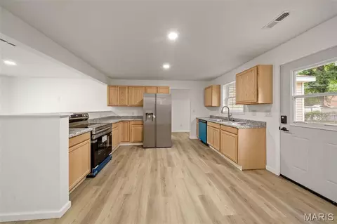 Kitchen - 607 E 11th St, Rolla, MO 65401 photo 1 of 1