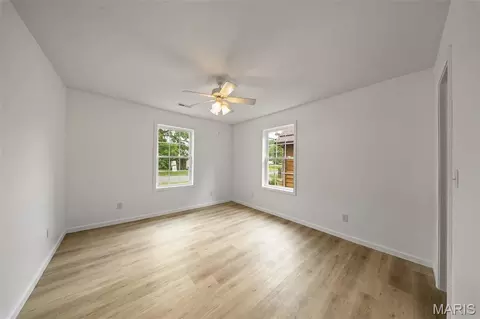 Bedroom - 607 E 11th St, Rolla, MO 65401 photo 3 of 4