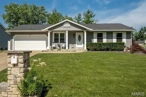 50 Chip Dr, O'fallon, MO 63366