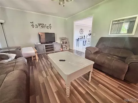 Living - 10901 State Route Bb, Rolla, MO 65401 photo 1 of 3