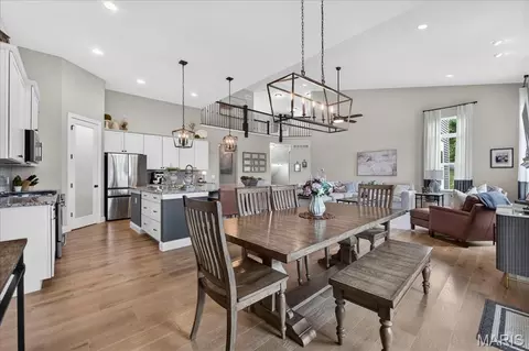 Dining - 124 Stewards Ln, Eureka, MO 63025 photo 5 of 5