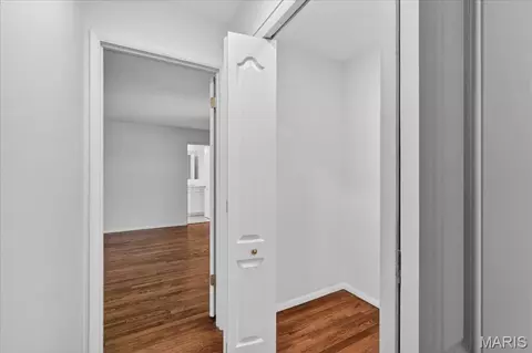 Entry Way - 331 Wildforest Dr, Ballwin, MO 63011 photo 3 of 3