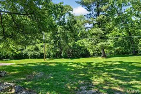 Exterior - 331 Wildforest Dr, Ballwin, MO 63011 photo 6 of 7