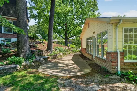 Exterior - 331 Wildforest Dr, Ballwin, MO 63011 photo 4 of 7