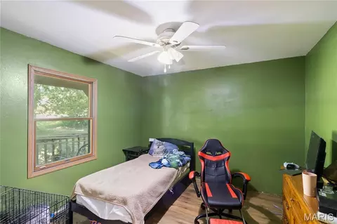 Bedroom - 523 Elmont Rd, Sullivan, MO 63080 photo 5 of 5