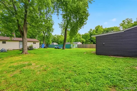 Exterior - 1813 Don Ron Dr, Arnold, MO 63010 photo 8 of 8