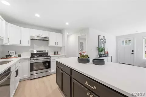 Kitchen - 1813 Don Ron Dr, Arnold, MO 63010 photo 2 of 5