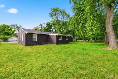 Exterior - 1813 Don Ron Dr, Arnold, MO 63010 photo 6 of 8