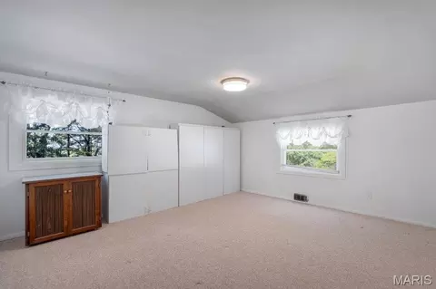 Bedroom - 2099 Thunderbluff Rd, Saint Clair, MO 63077 photo 5 of 13