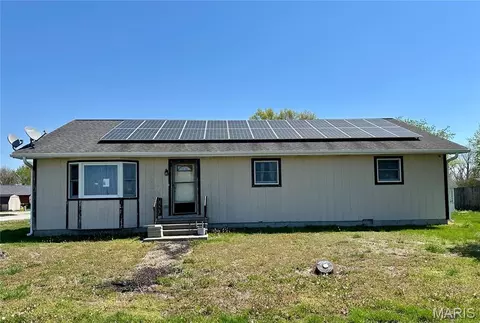 2203 S 6th St, Fayetteville, IL 62258