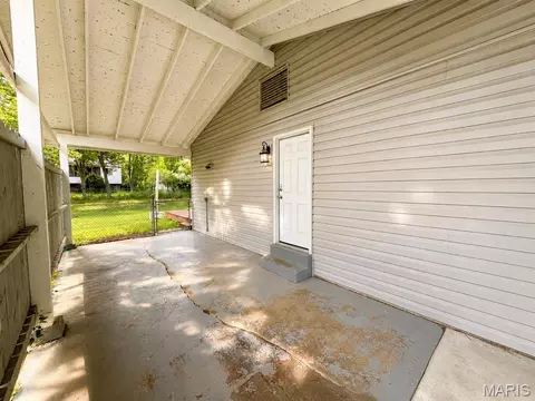 Exterior - 207 Bitterwood Dr, Ballwin, MO 63021 photo 3 of 3
