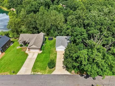 View/Area - 505 Lake Dr, O'fallon, MO 63366 photo 2 of 4