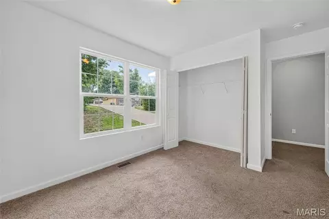 Bedroom - 505 Lake Dr, O'fallon, MO 63366 photo 4 of 4