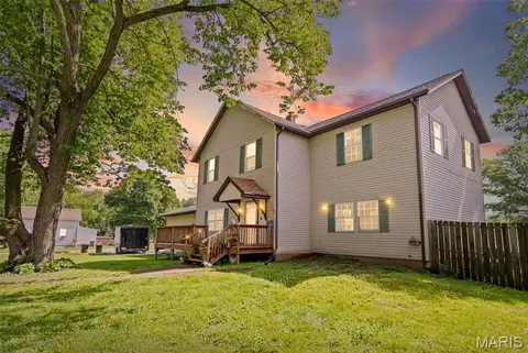 403 S Hickory St, Bunker Hill, IL 62014