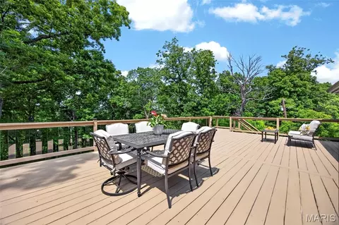 Exterior - 800 Matson Hill Rd, Defiance, MO 63341 photo 4 of 15
