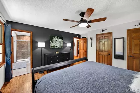 Bedroom - 800 Matson Hill Rd, Defiance, MO 63341 photo 2 of 9