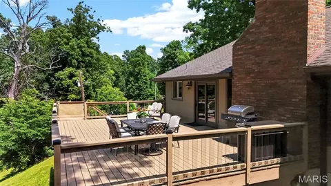 Exterior - 800 Matson Hill Rd, Defiance, MO 63341 photo 14 of 15