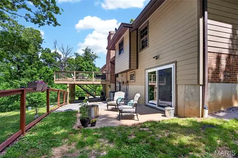 Exterior - 800 Matson Hill Rd, Defiance, MO 63341 photo 10 of 15