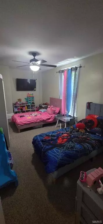 Bedroom - 154 Adelle Ave, Ferguson, MO 63135 photo 3 of 8