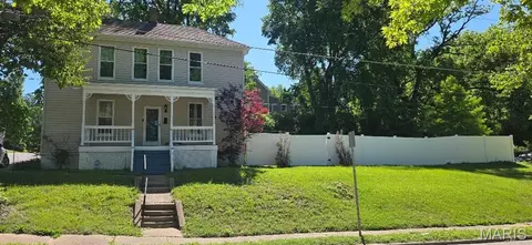Exterior - 154 Adelle Ave, Ferguson, MO 63135 photo 5 of 6