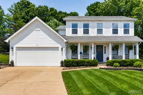172 Rockwood Place Ct, Eureka, MO 63025