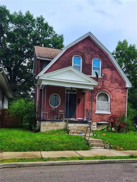 740 N 22nd St, East St Louis, IL 62205
