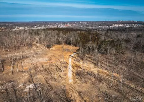4 Mill St, Potosi, MO 63664