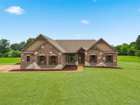11 Stonebriar Estates Ct, Wentzville, MO 63385