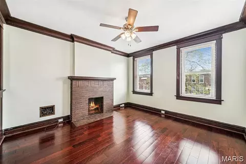 Living - 739 Dover Pl, Saint Louis, MO 63111 photo 3 of 5